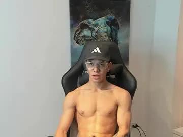 tony_petrov on Chaturbate