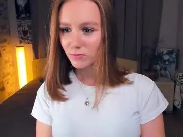 trinahillier on Chaturbate