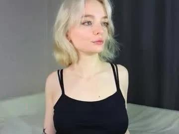 unknownstatus on Chaturbate