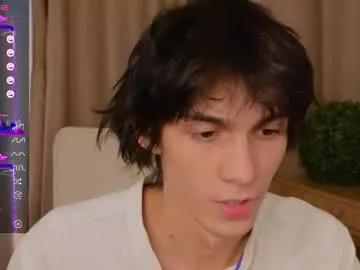 va1ora on Chaturbate