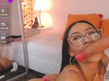 valen_ross_ on Chaturbate