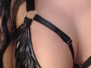 valquiria_sirgun on Chaturbate