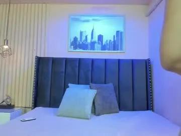 viiolett_lee on Chaturbate