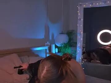 violaflirt — more sex - less stress!  show pussy lips      #new #feet #wet #daddy #stockings [187 tokens remaining]