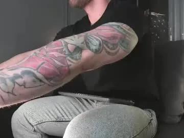 waynemiller_ — UM SHOW   #bigass #muscle #daddy #bigcock #cum [2500 tokens remaining]