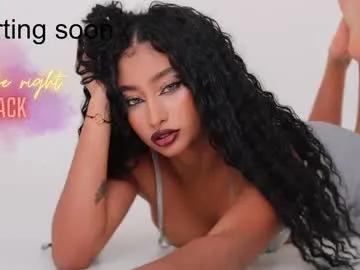 willow_hendrix on Chaturbate