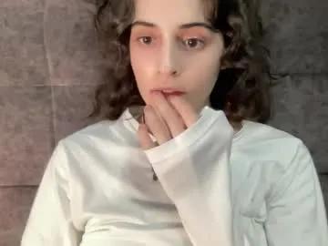 wonderland_stia on Chaturbate