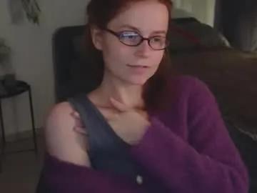 wow_luvng on Chaturbate