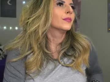 xclusivesecrets on Chaturbate