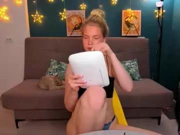 xloe_queen on Chaturbate