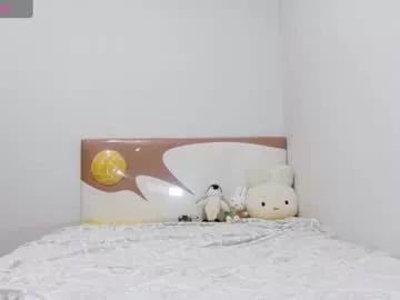 yoursweetestkiwi on Chaturbate