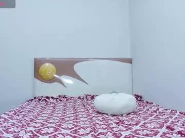 yoursweetestkiwi on Chaturbate