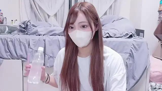 _chanMOMO_ on StripChat