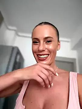 _JessyRey_ on StripChat