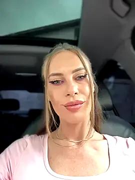 _JessyRey_ on StripChat