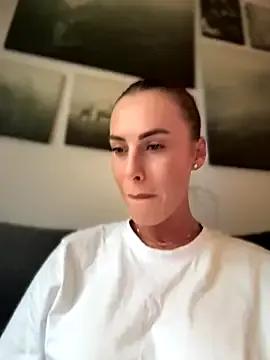 _JessyRey_ on StripChat