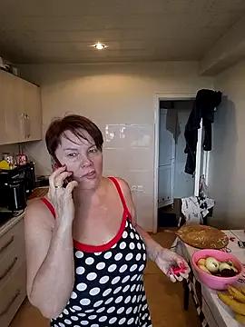 _lady_red_ on StripChat