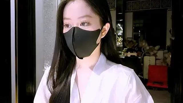 _Unchan_Ran_ on StripChat