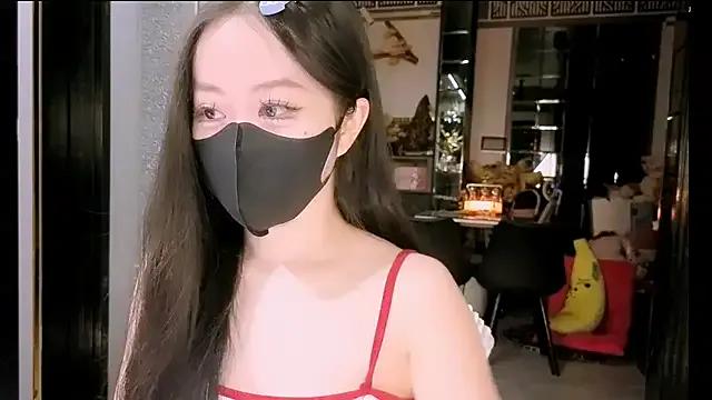 _Unchan_Ran_ on StripChat