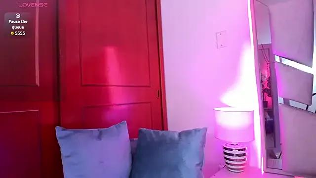 _valeria_saenz_ on StripChat