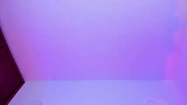 _valeria_saenz_ — Private on StripChat