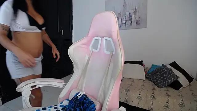 abby_tgn on StripChat