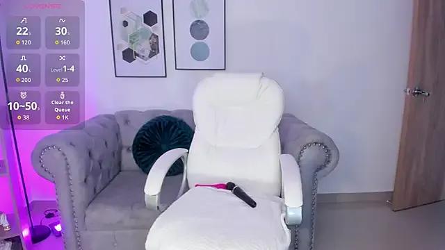 Aida_adams on StripChat