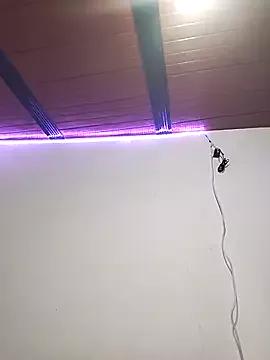 ailyn_miranda on StripChat