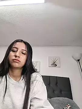 ailyn_miranda on StripChat