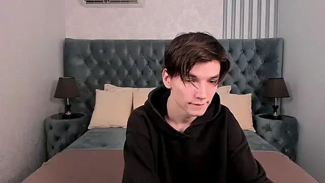 alfred_joness — off t-shirt 5 min