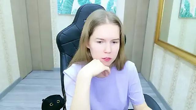 Alida_Brice on StripChat