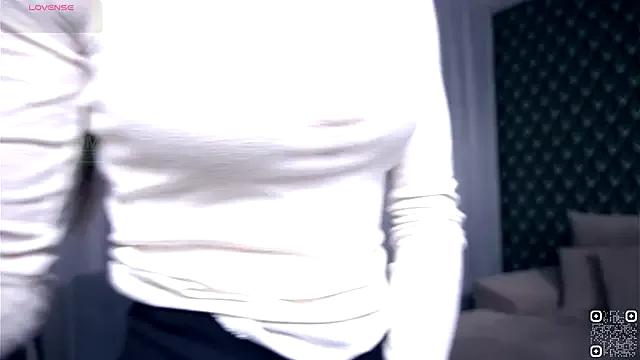 AmmyScotch on StripChat