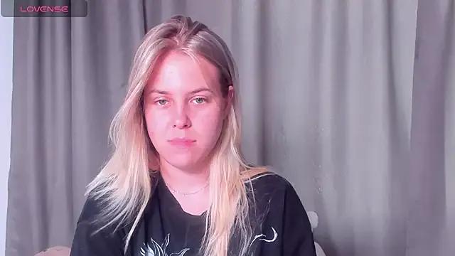 AngelAnty on StripChat