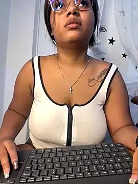 AnnePrince- on StripChat