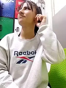 Anniee_x on StripChat