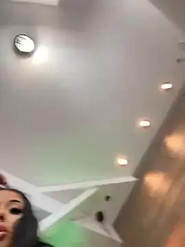 ArabellaPosh on StripChat