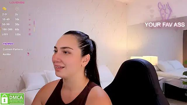 ava_blue on StripChat