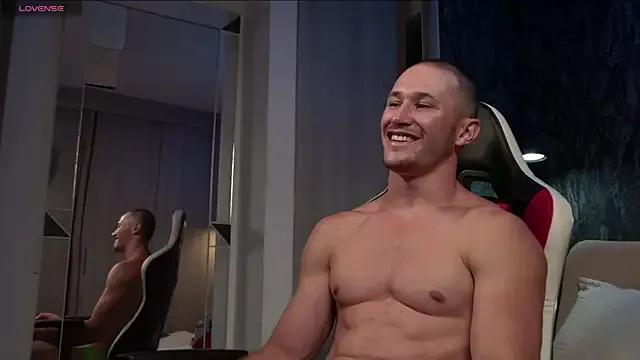 AxelFairchaild on StripChat