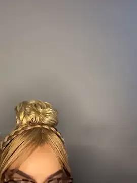 BBWCami_ — Show tits + oil 