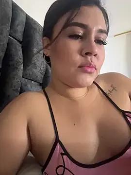 Bella-kim- on StripChat