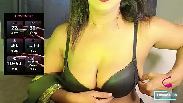 Bengali_Cute_Girl on StripChat