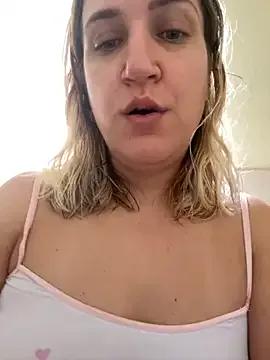Bia_sexynovaes on StripChat