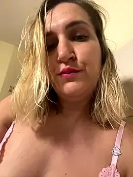 Bia_sexynovaes on StripChat