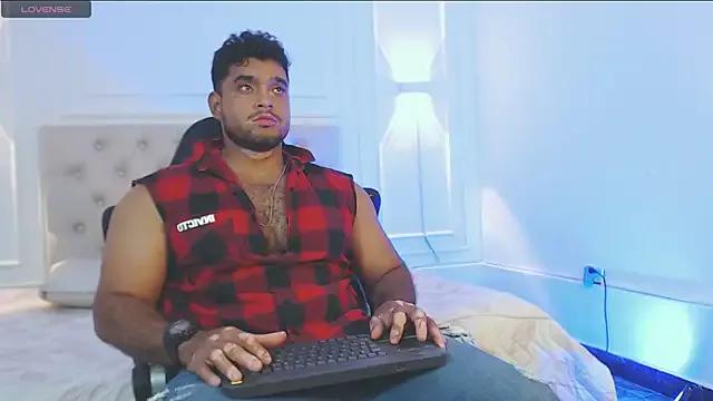 Big_furry_bear13 on StripChat