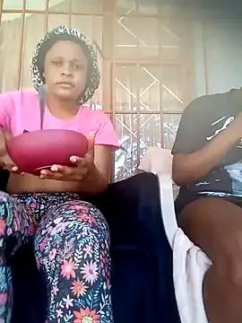 BlondieBitch on StripChat