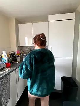 BrattyPrincess-x on StripChat