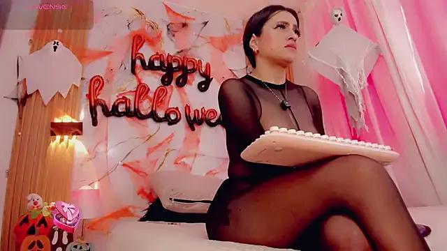 BrendaSquirtx on StripChat