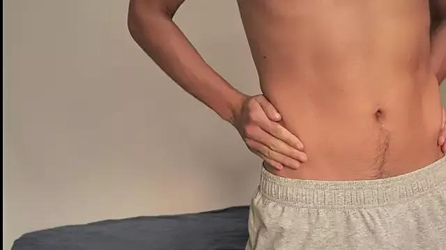 BronzeThickLiam on StripChat