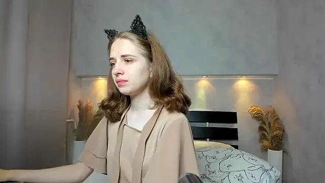 Camilla_Kelly on StripChat