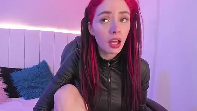 CAMILLEN_PETTID on StripChat